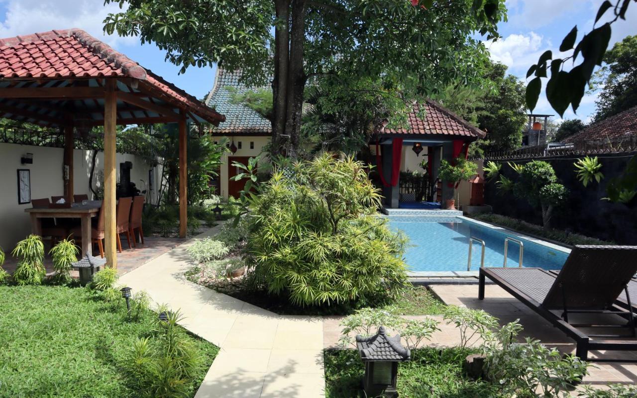 Rosseno Villa Yogyakarta Bagian luar foto